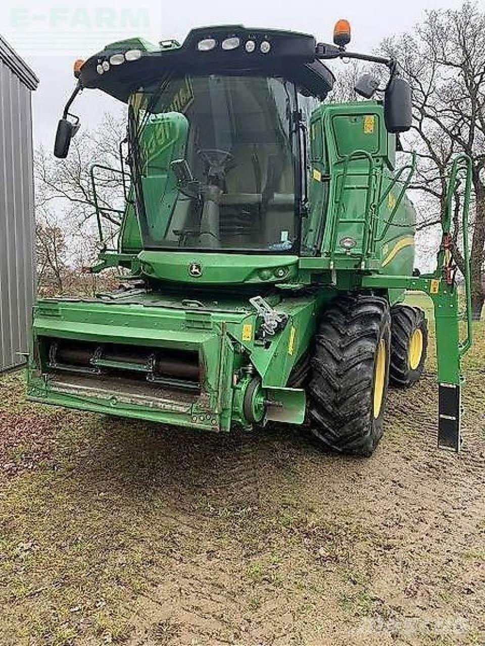 John Deere w660 聯合收穫機