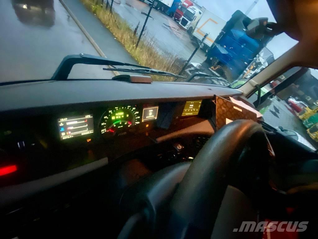 Volvo FH 16 750 商用底盤車