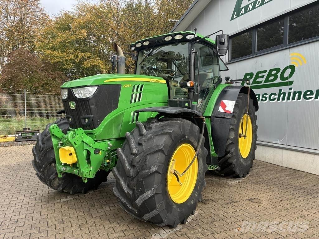 John Deere 6215R 曳引機