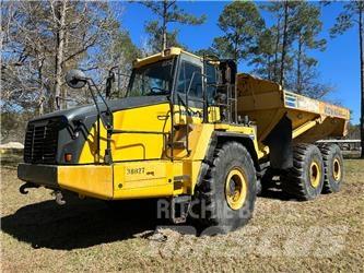 Komatsu HM 400-5 鉸接式起吊車