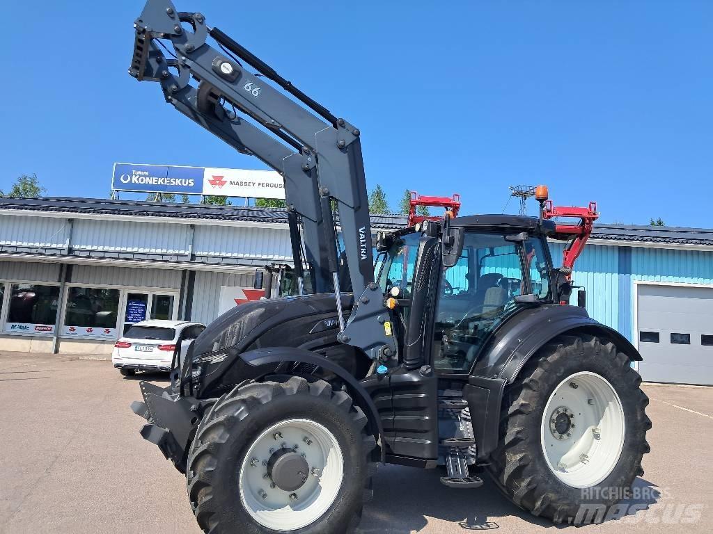 Valtra T174E Versu 曳引機