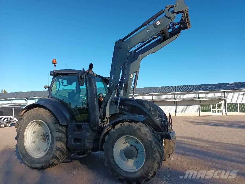 Valtra T174E Versu 曳引機