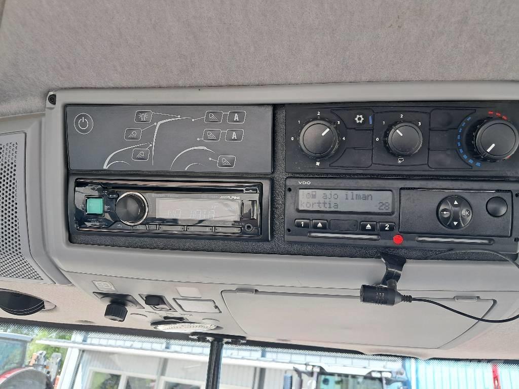 Valtra T174E Versu 曳引機