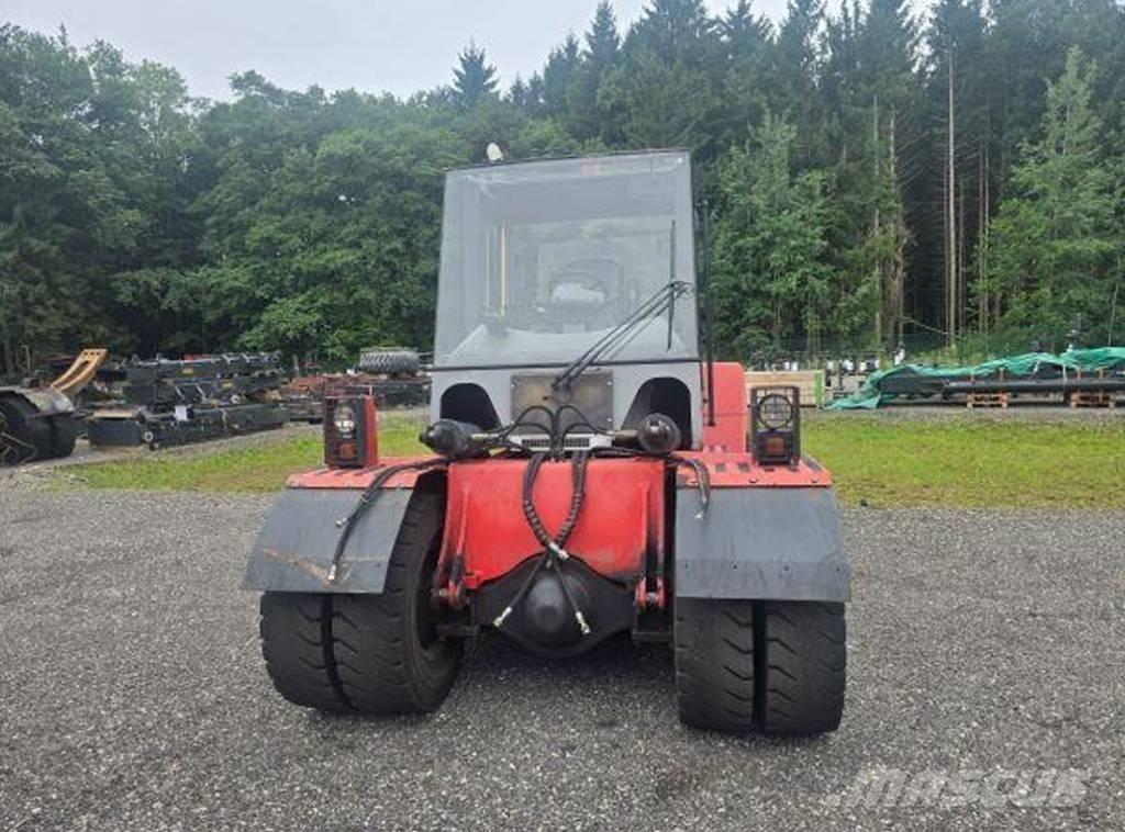 Kalmar DCE150-12 柴油卡車