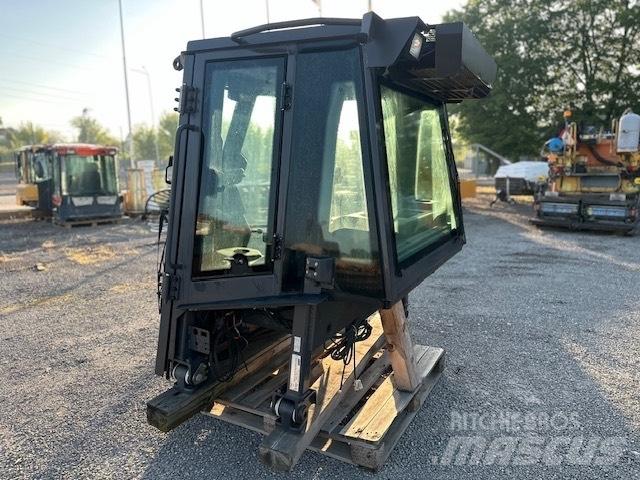 CASE D 1650 NEW CAB 駕駛室與內部