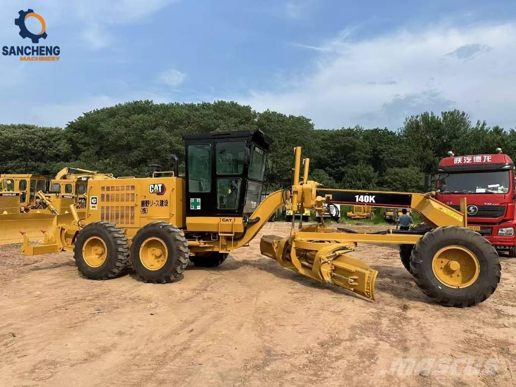 CAT 140K 平土機