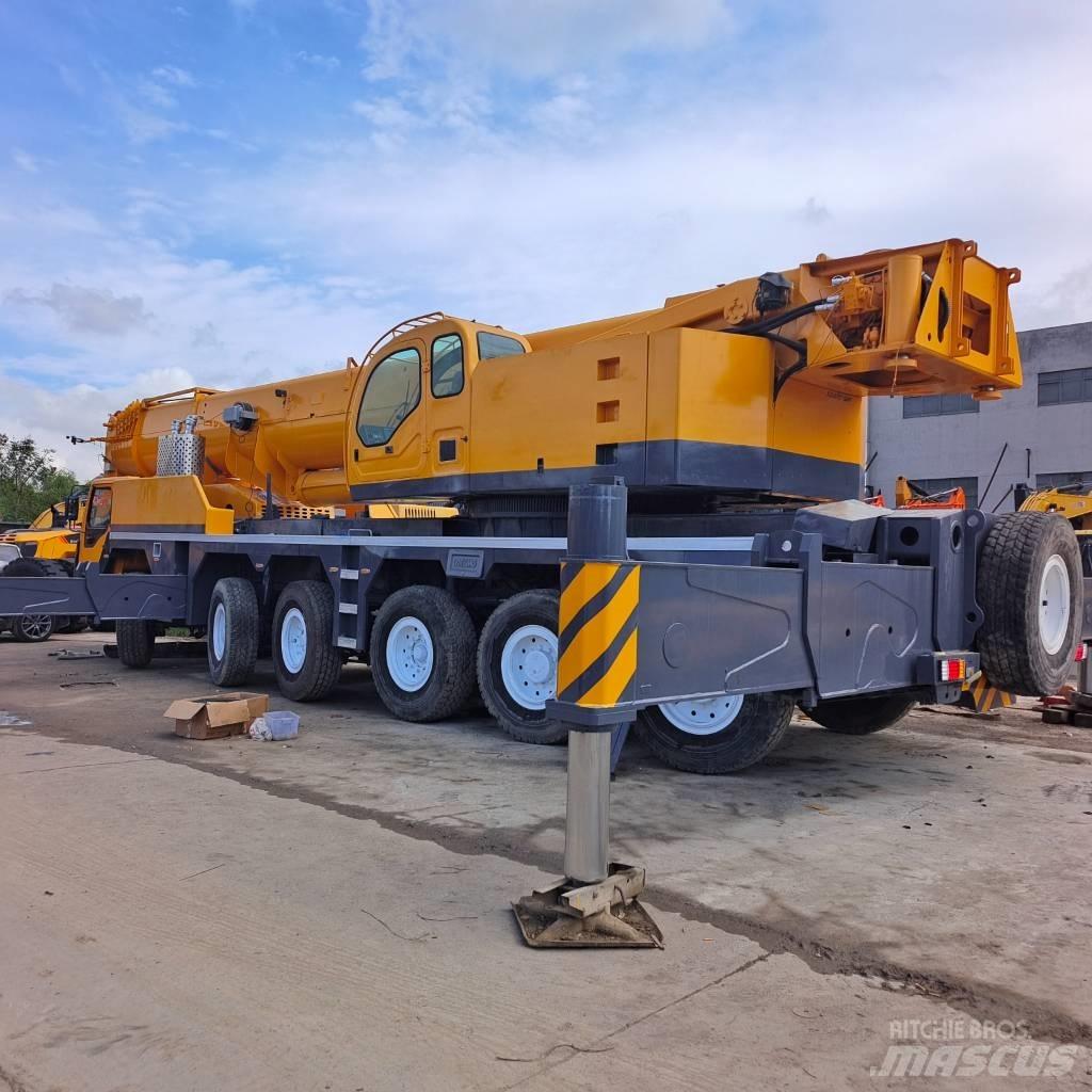 XCMG XCA 200 塔式起重機