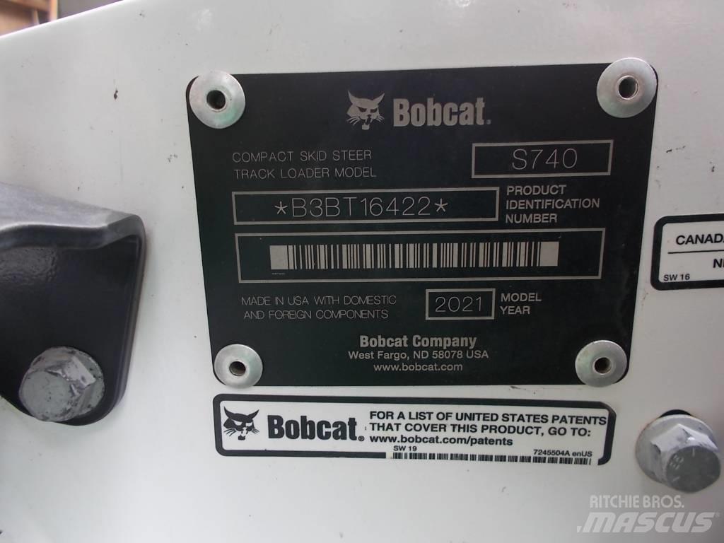 Bobcat S740 滑移轉向裝載機