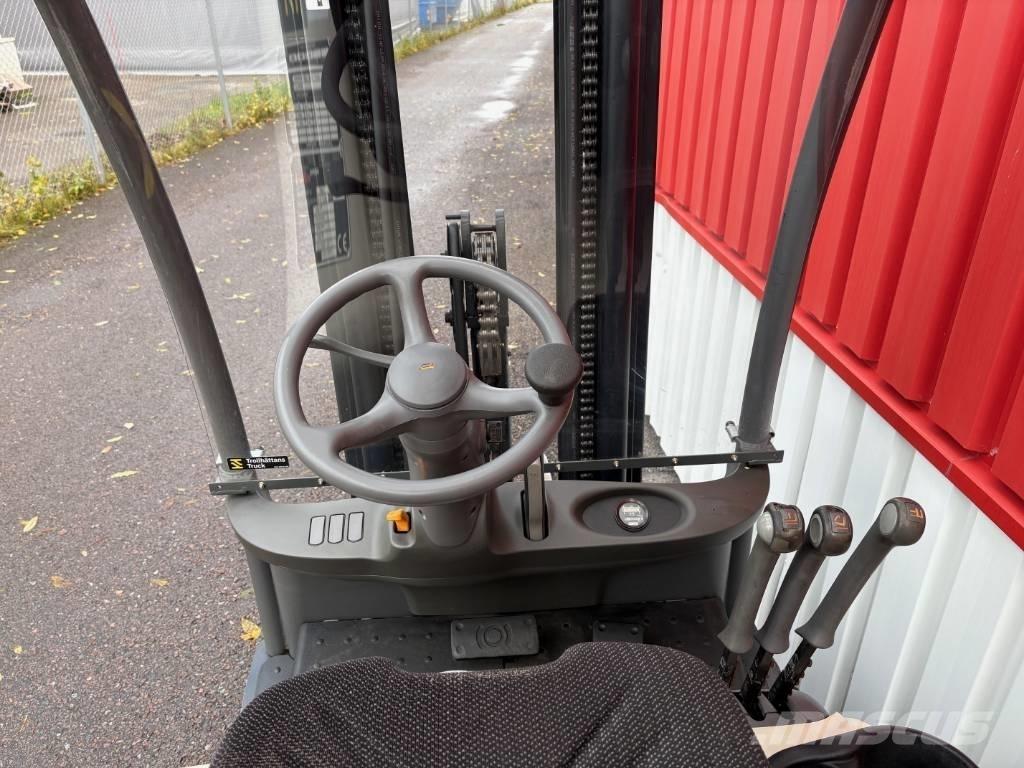 Crown SC3220 電動堆高機