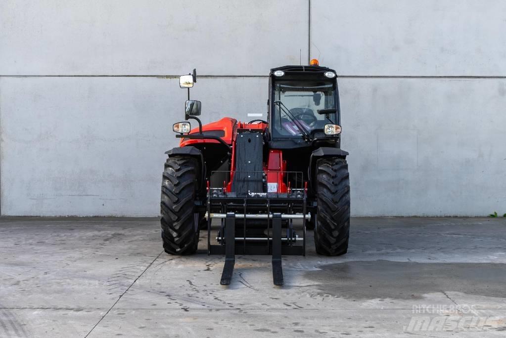 Manitou MT 735 伸縮臂操作車