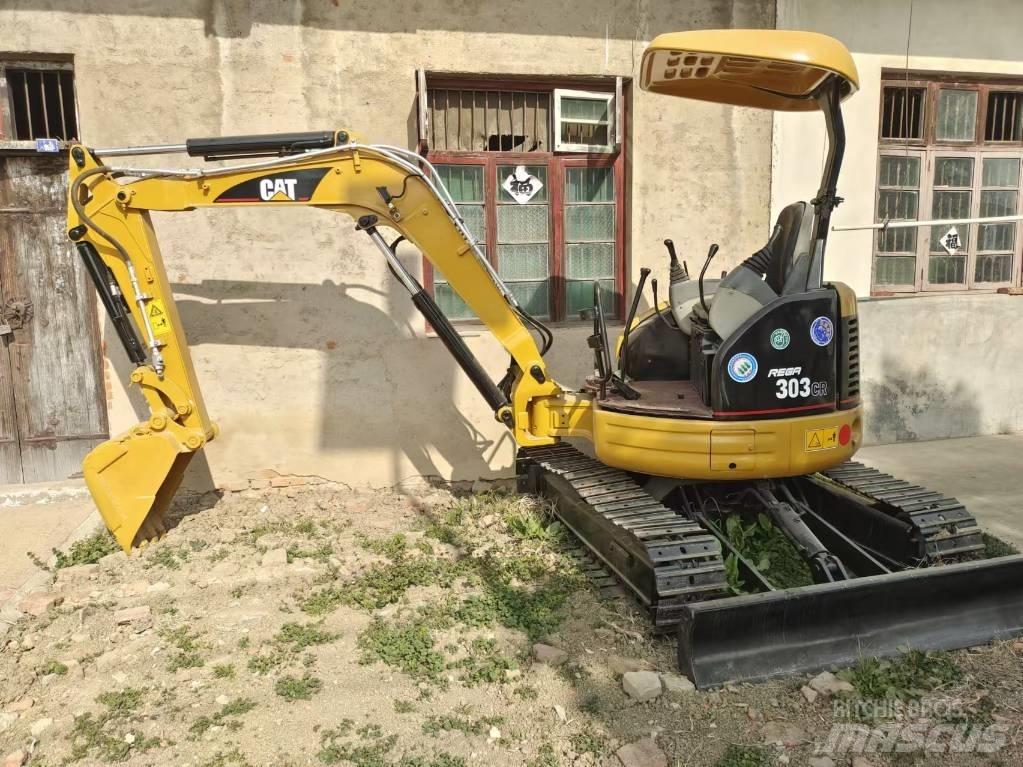 CAT 303 CR 小型挖土機/掘鑿機<7t(小型挖掘機)