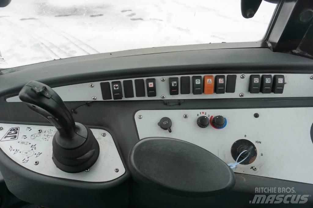 JCB 409 輪胎式裝載機