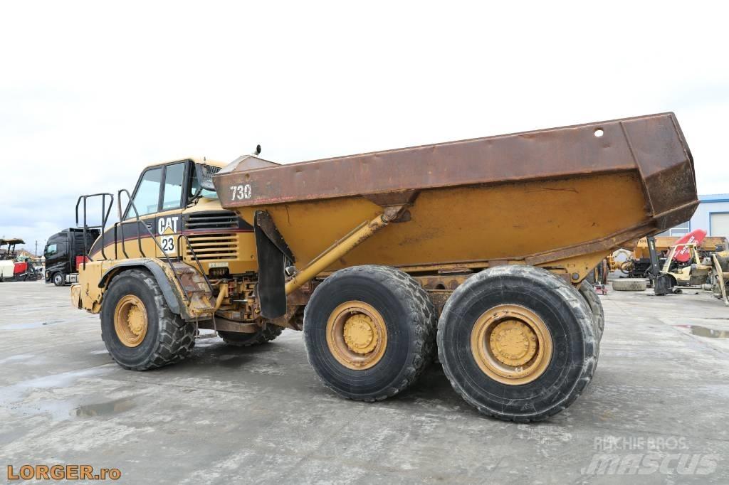 CAT 730 鉸接式起吊車