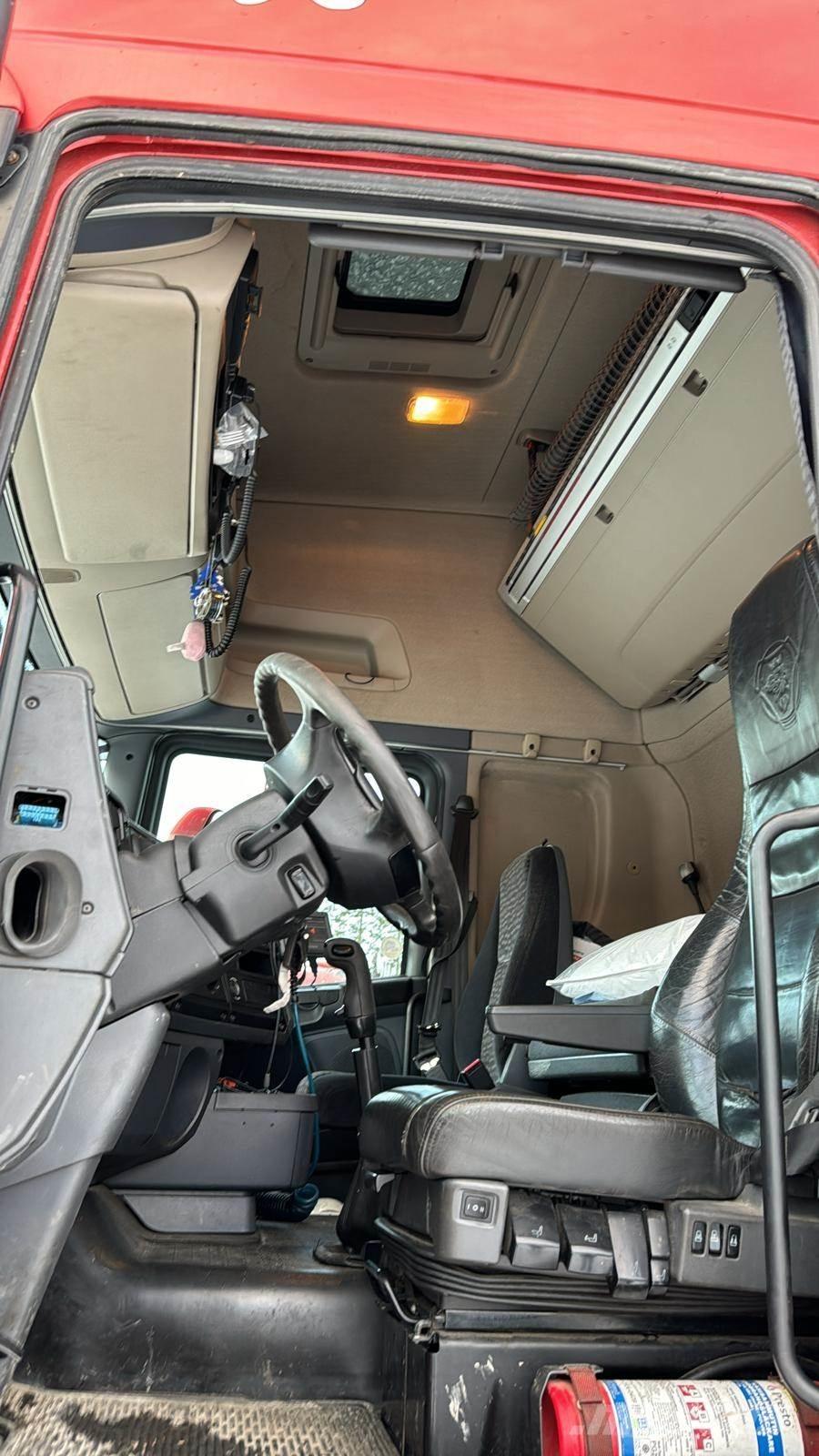 Scania R560 碎木貨車