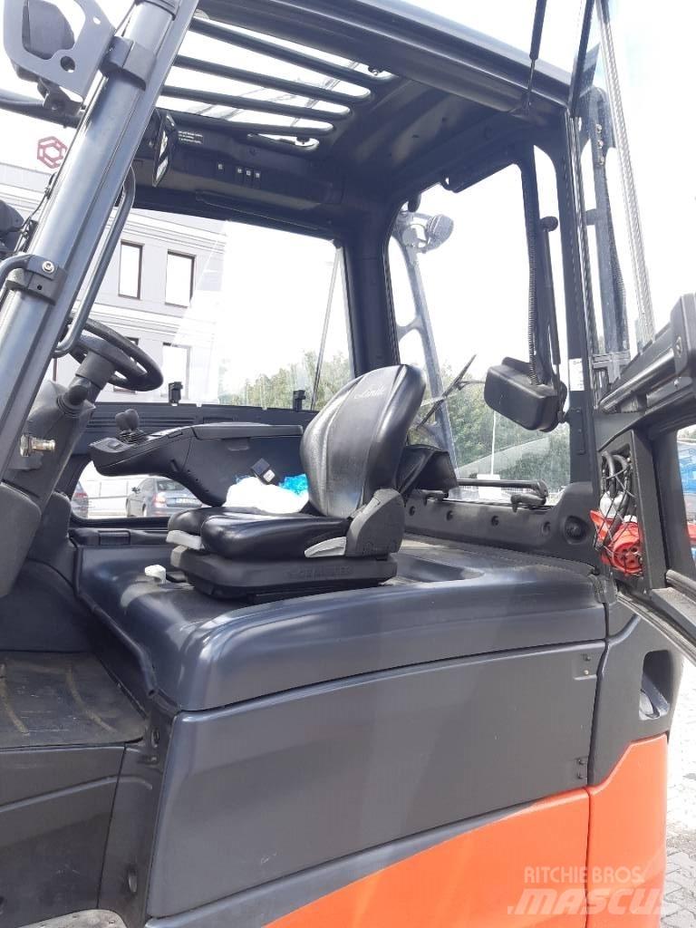 Linde E30HL 電動堆高機