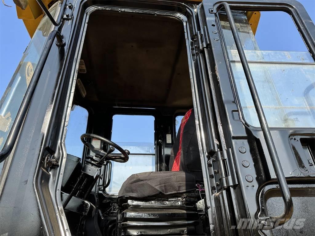 CAT 966G 輪胎式裝載機