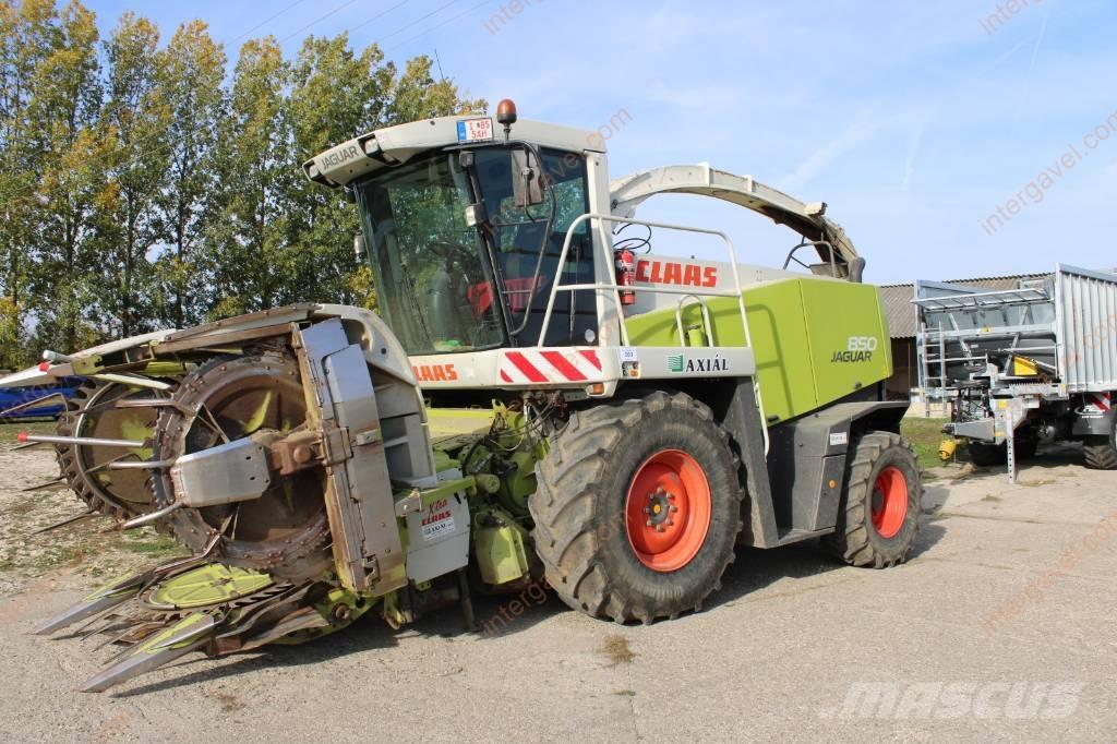 CLAAS Jaguar 850 自走式飼料採集機