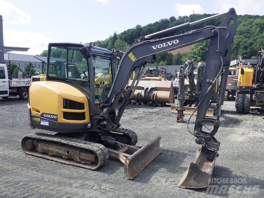 Volvo EC 35 D 小型挖土機/掘鑿機<7t(小型挖掘機)