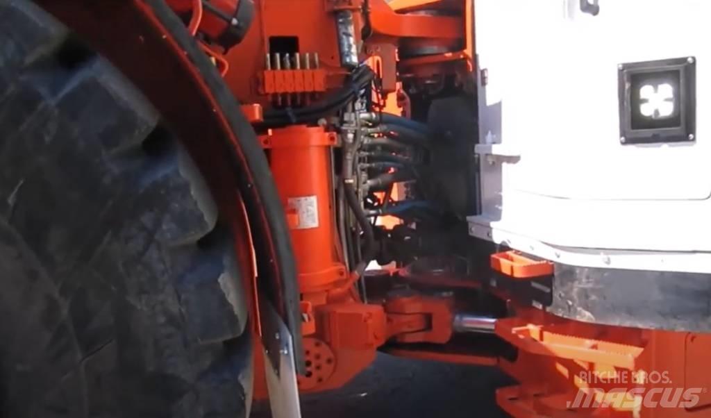 Sandvik LH 517 地下裝載機