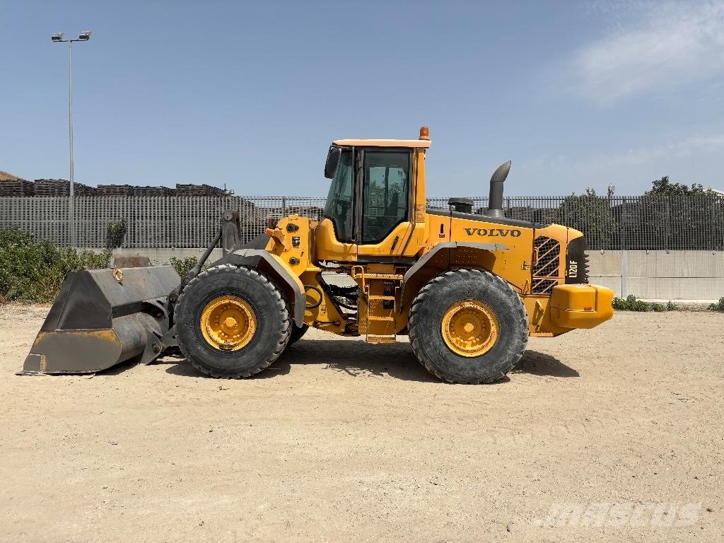 Volvo L 120 F 輪胎式裝載機