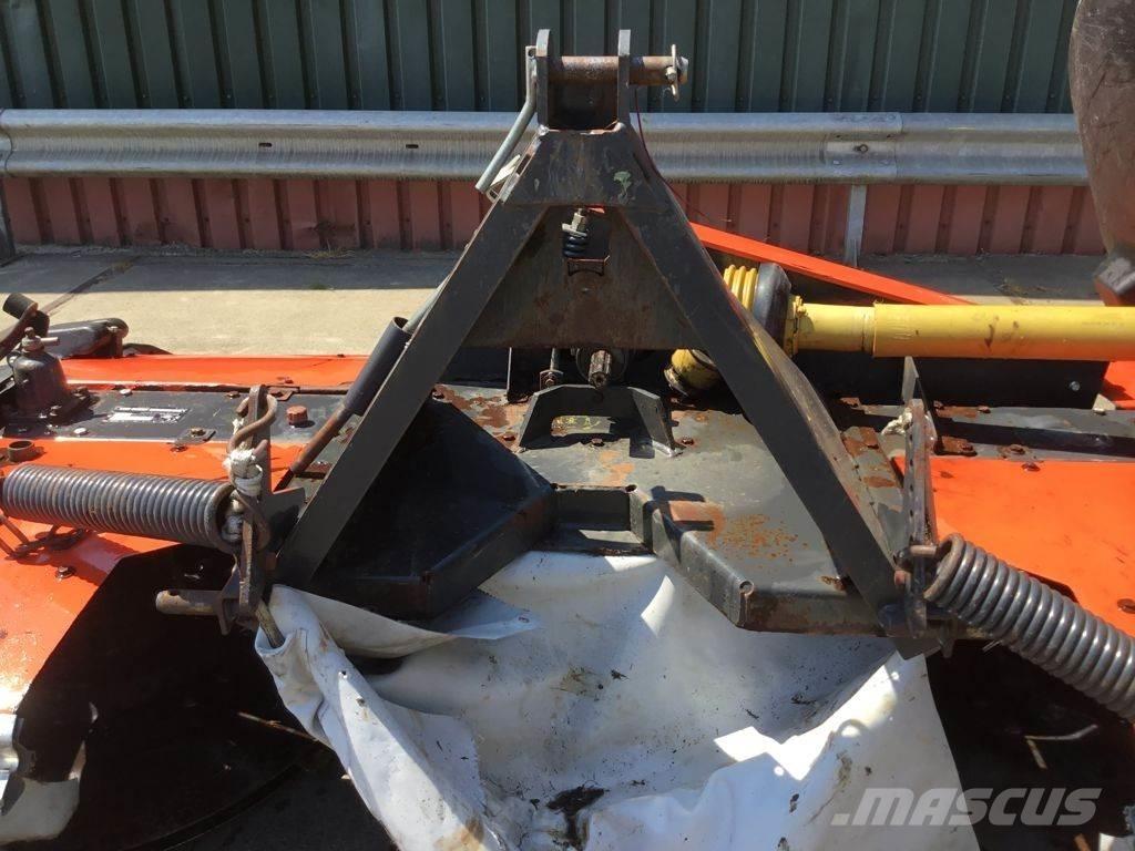 Kuhn 300 F 割草劑