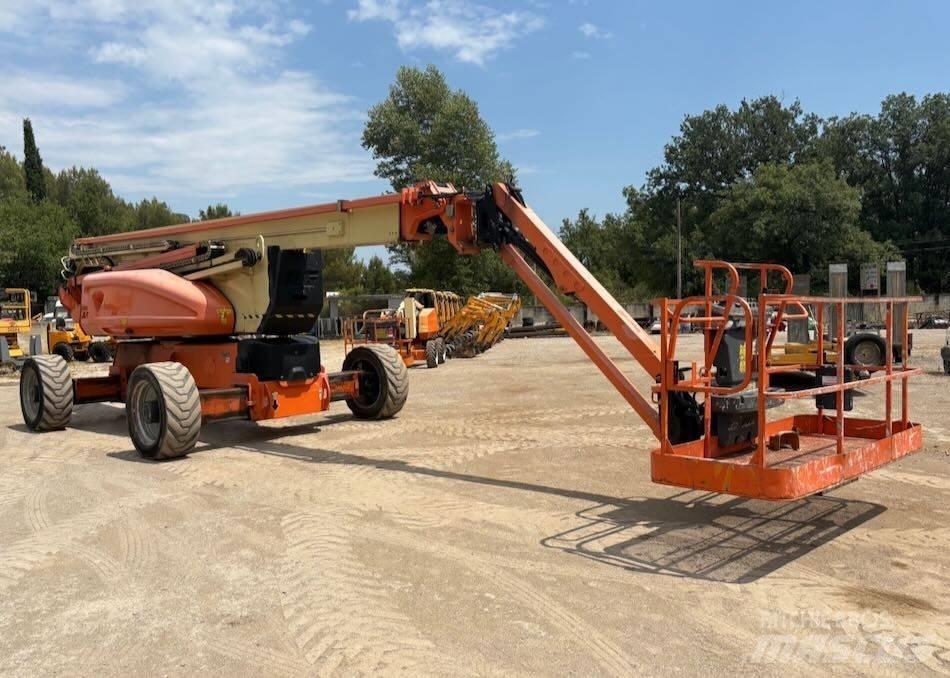 JLG 1250 AJP 曲臂高空作業車