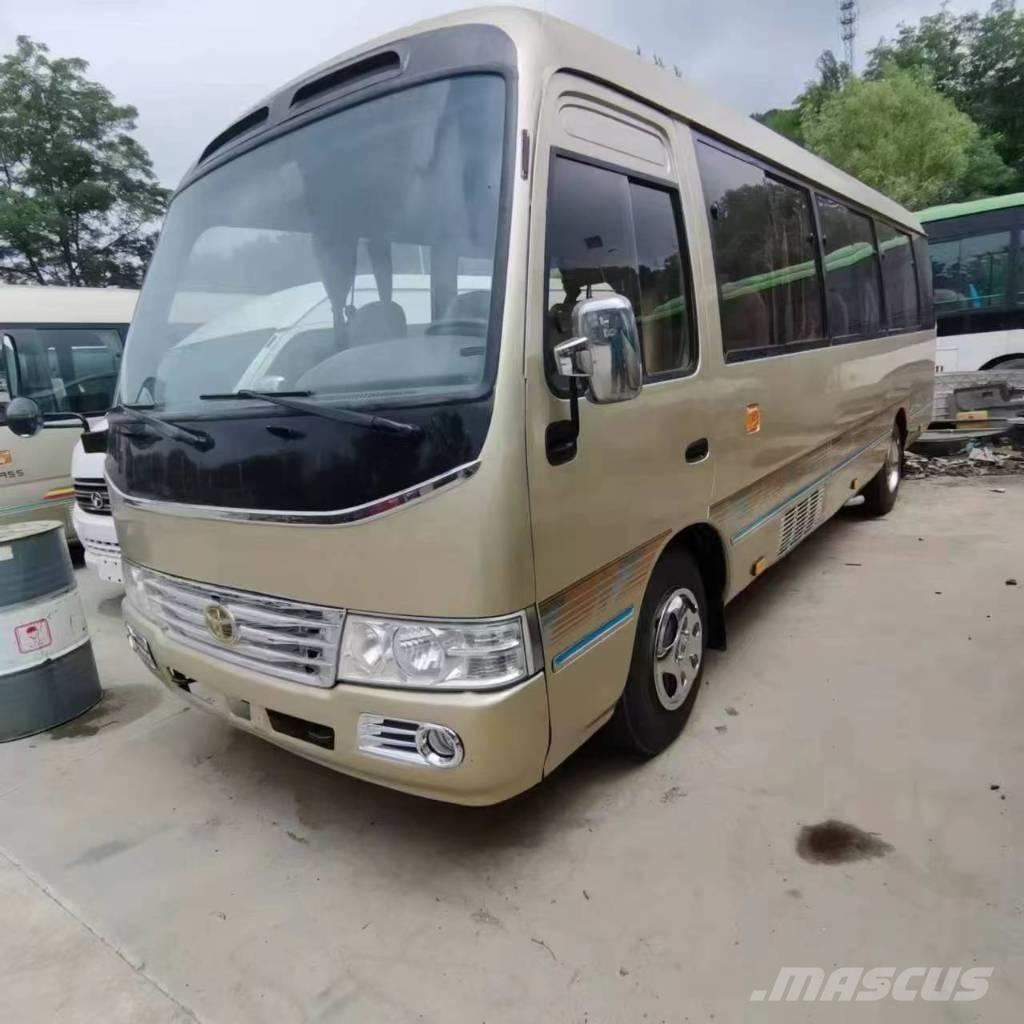 Toyota Coaster Bus 迷你巴士