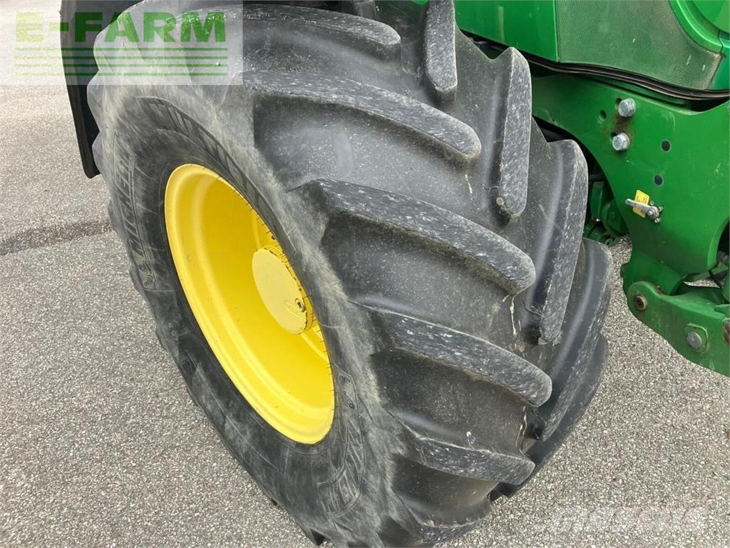 John Deere 6125r 曳引機