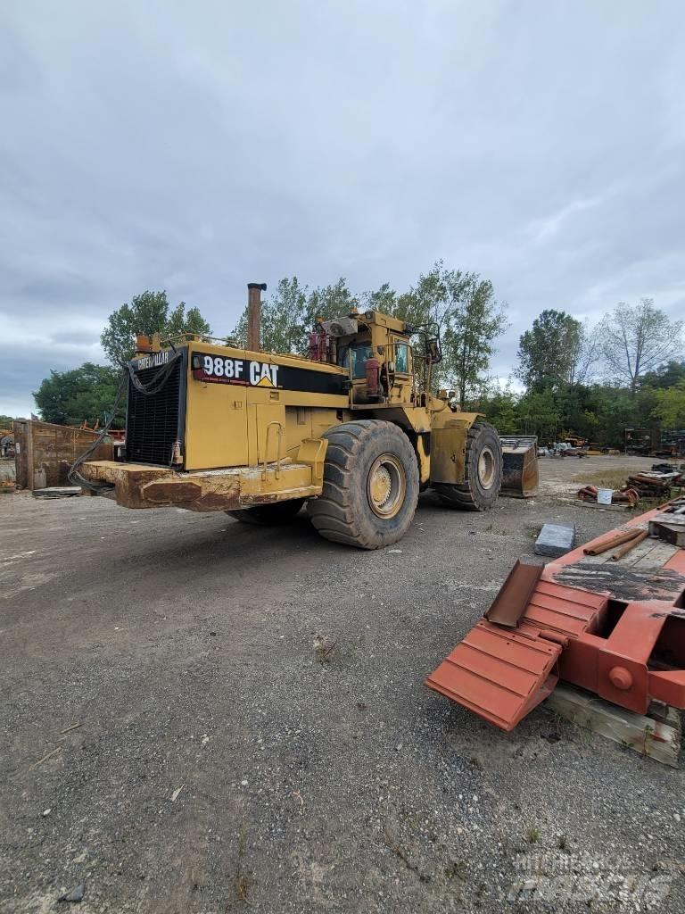 CAT 988 F 輪胎式裝載機