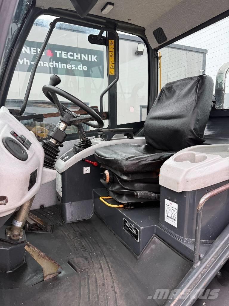Komatsu WA 70-5 輪胎式裝載機