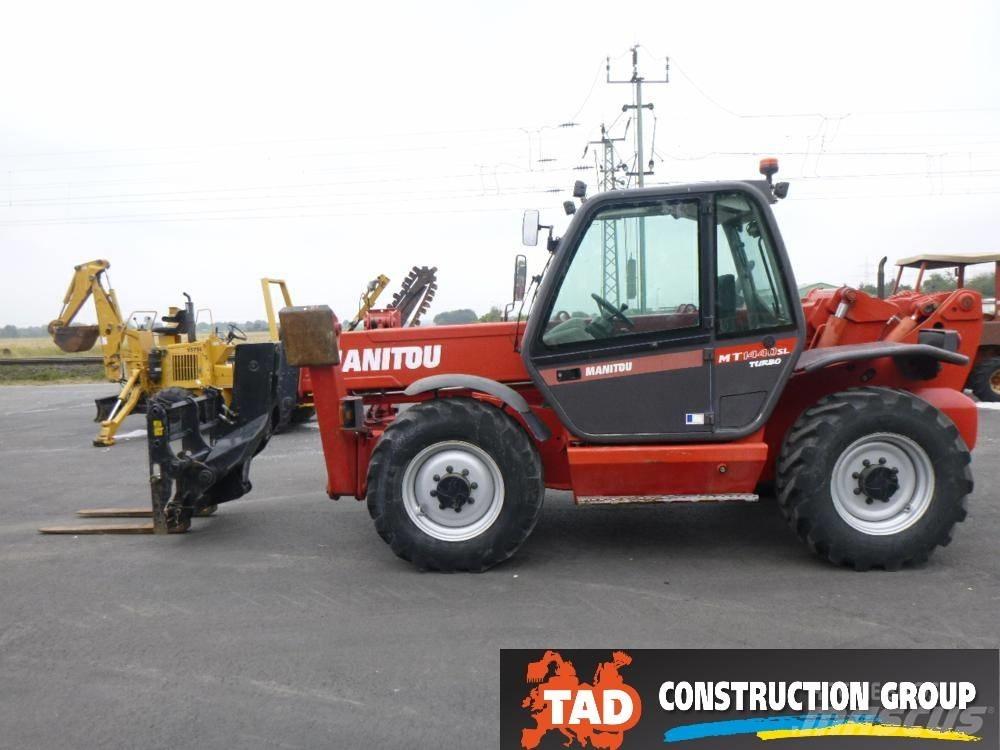 Manitou MT 1440 伸縮臂操作車