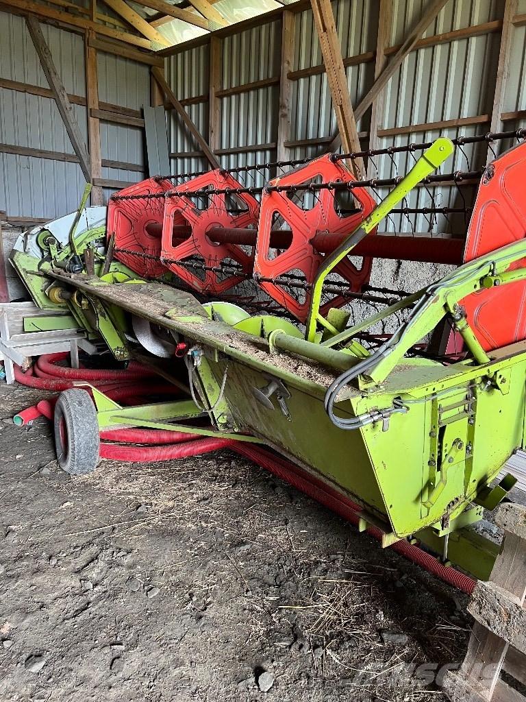CLAAS Mega 202 聯合收穫機