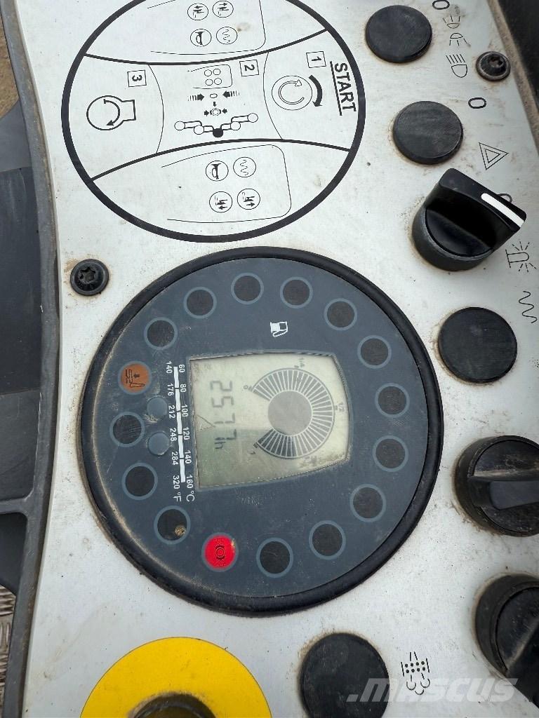 Bomag BW 120 AD-5 雙輪滾壓機