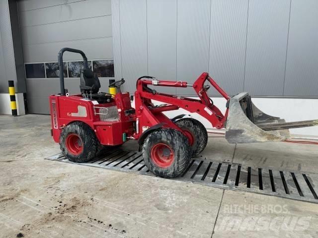 Knikmops KM250 小型裝載機