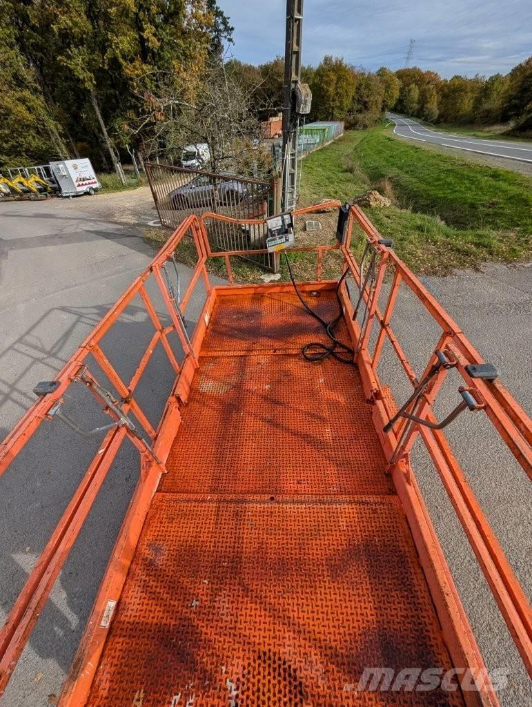 Haulotte H 12 SX 剪式升降機