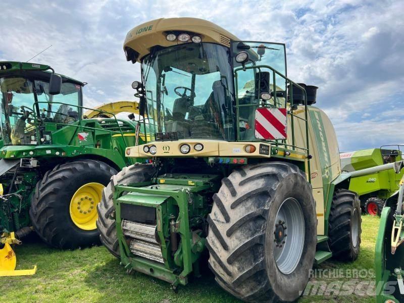 Krone Big X 700 自走式飼料採集機