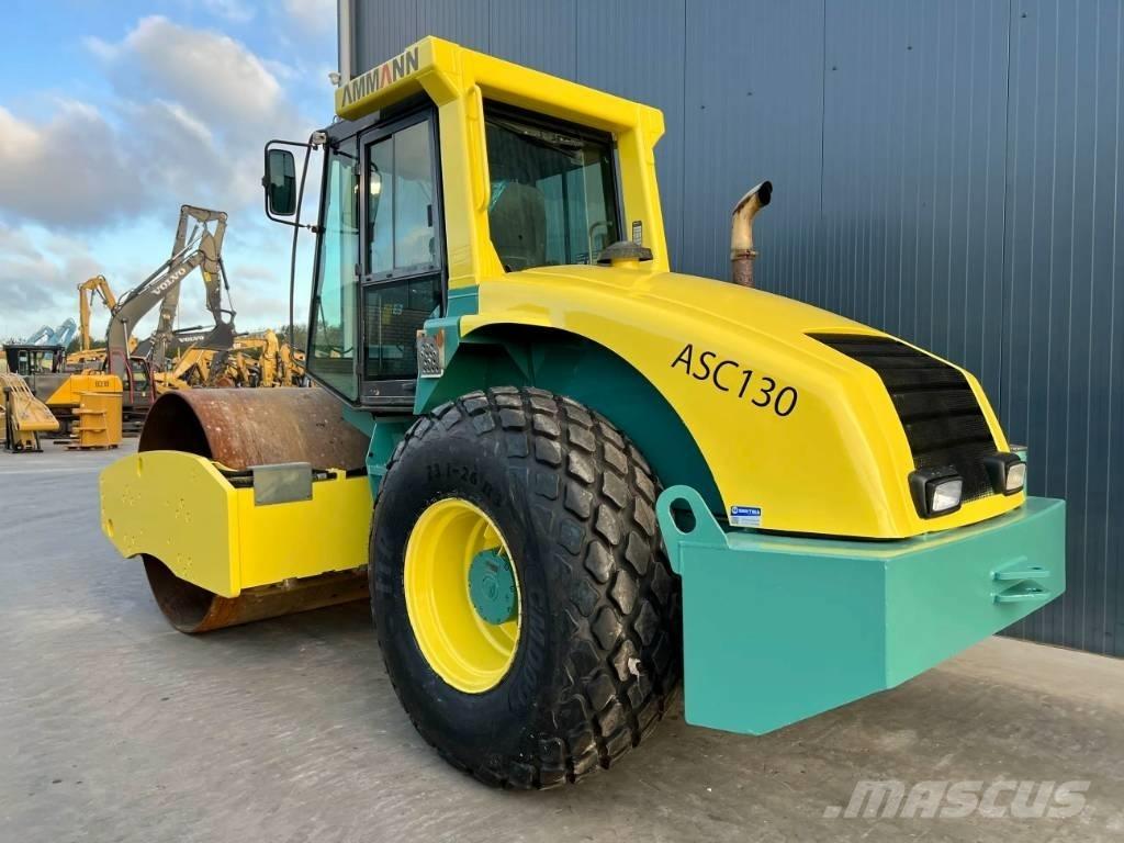 Ammann ASC130 D 單輪滾壓機