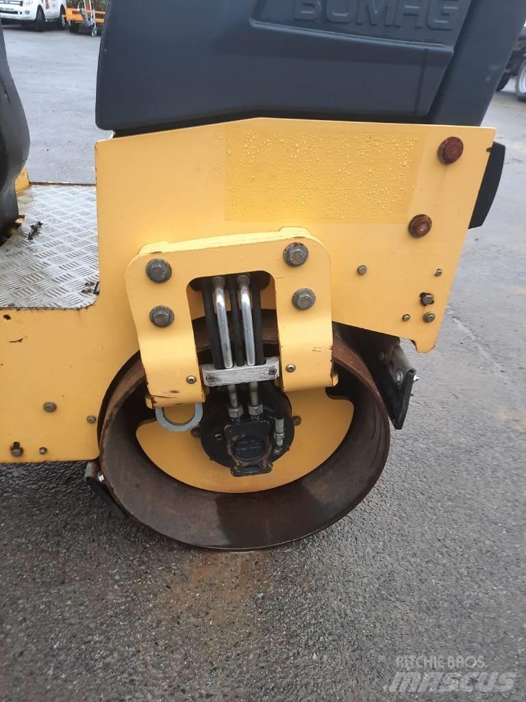 Bomag BW 90 AD-5 雙輪滾壓機
