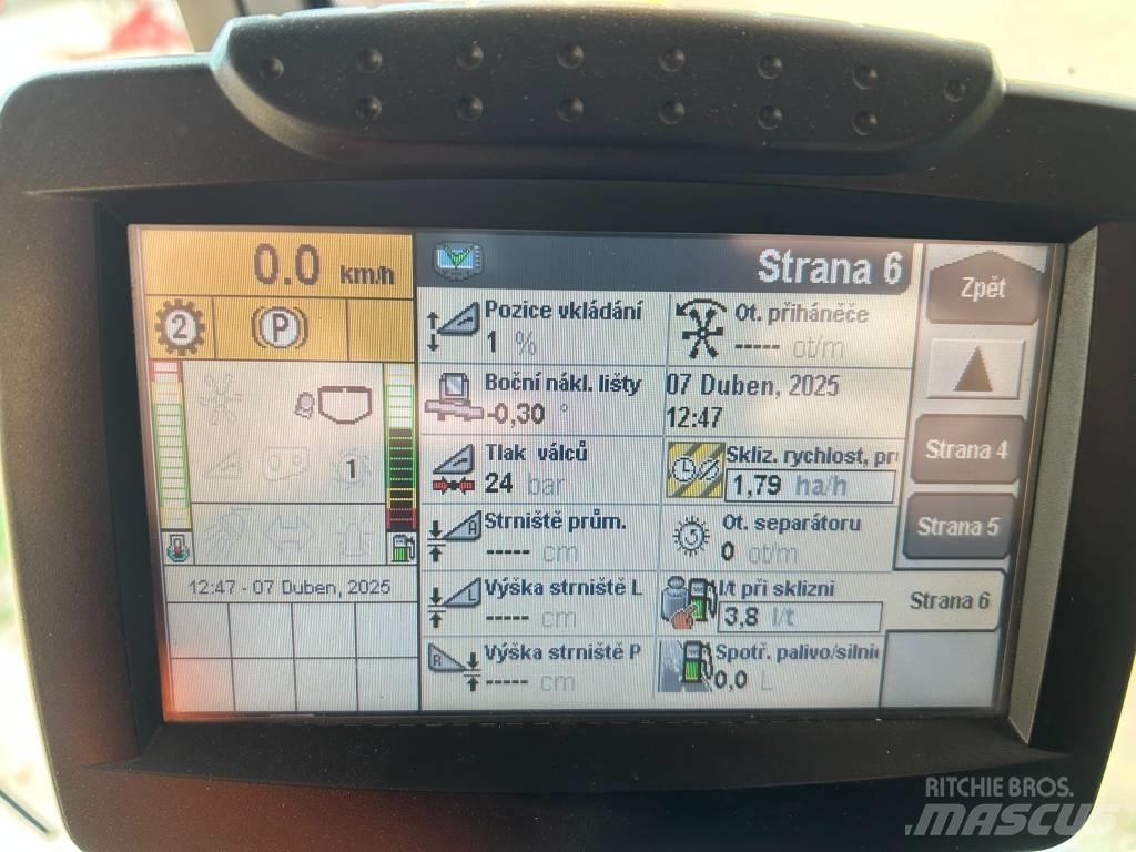New Holland CX 8080 聯合收穫機