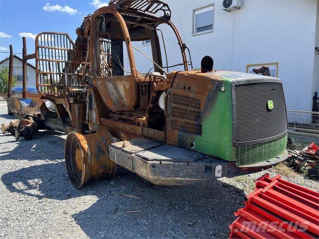 John Deere 1110E 集運機