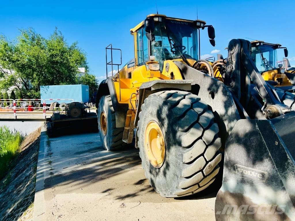 Volvo L 220 H 輪胎式裝載機