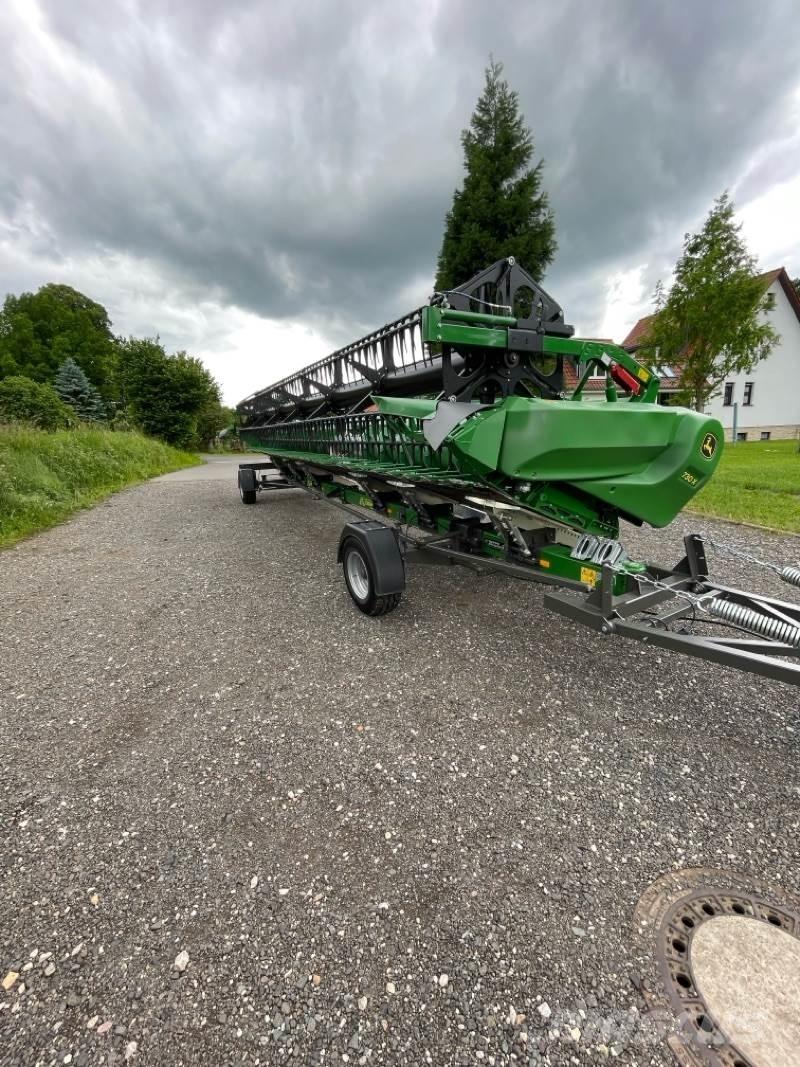 John Deere S780i 聯合收穫機