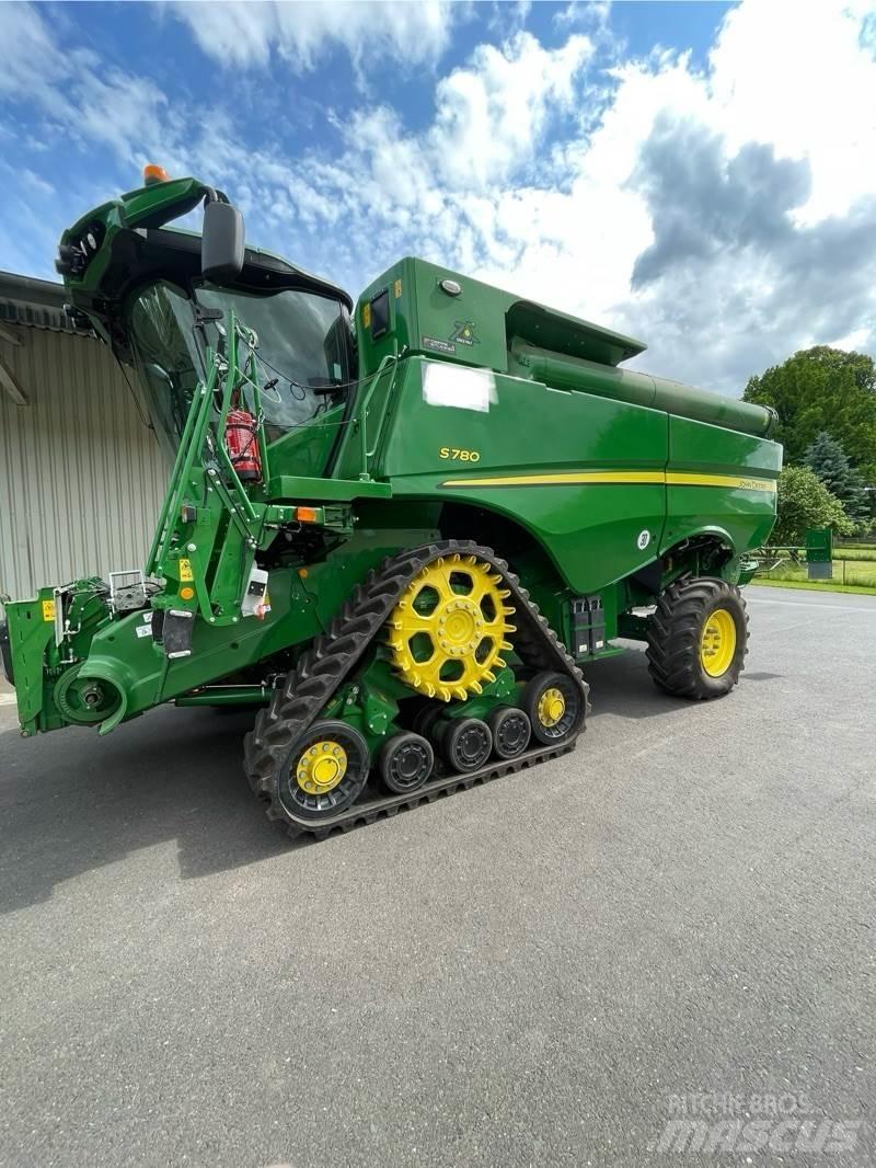 John Deere S780i 聯合收穫機