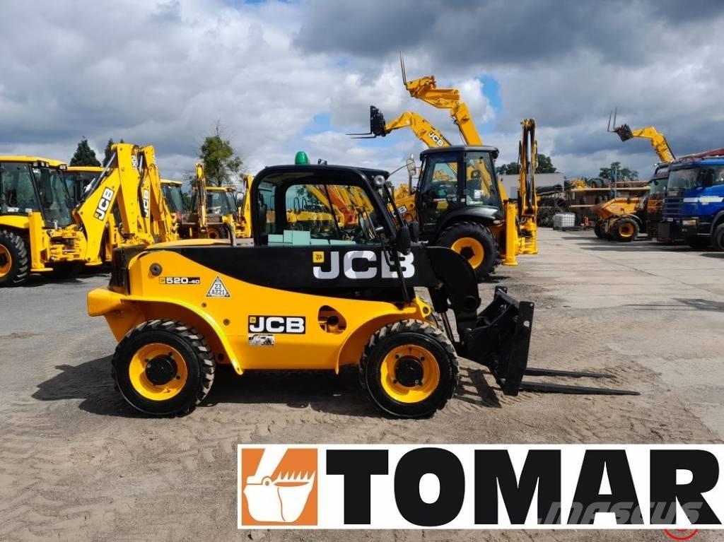 JCB 520-40 伸縮臂操作車