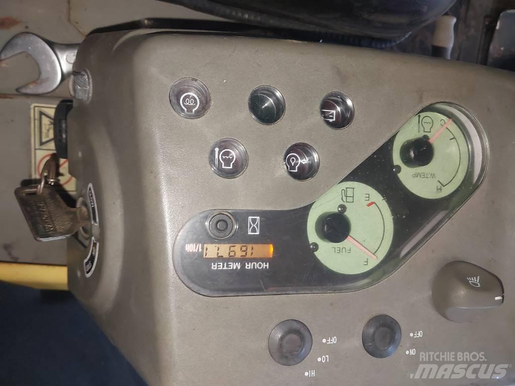 Yanmar Vio 17 小型挖土機/掘鑿機<7t(小型挖掘機)