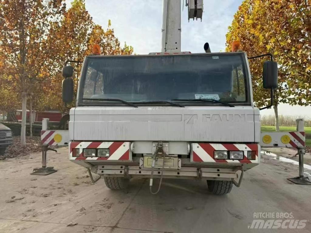 Tadano Faun ATF 100 全路面起重機/吊車