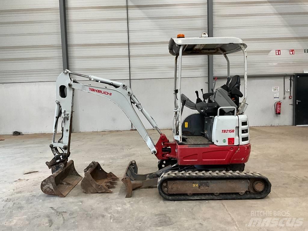 Takeuchi TB 215 R 小型挖土機/掘鑿機<7t(小型挖掘機)