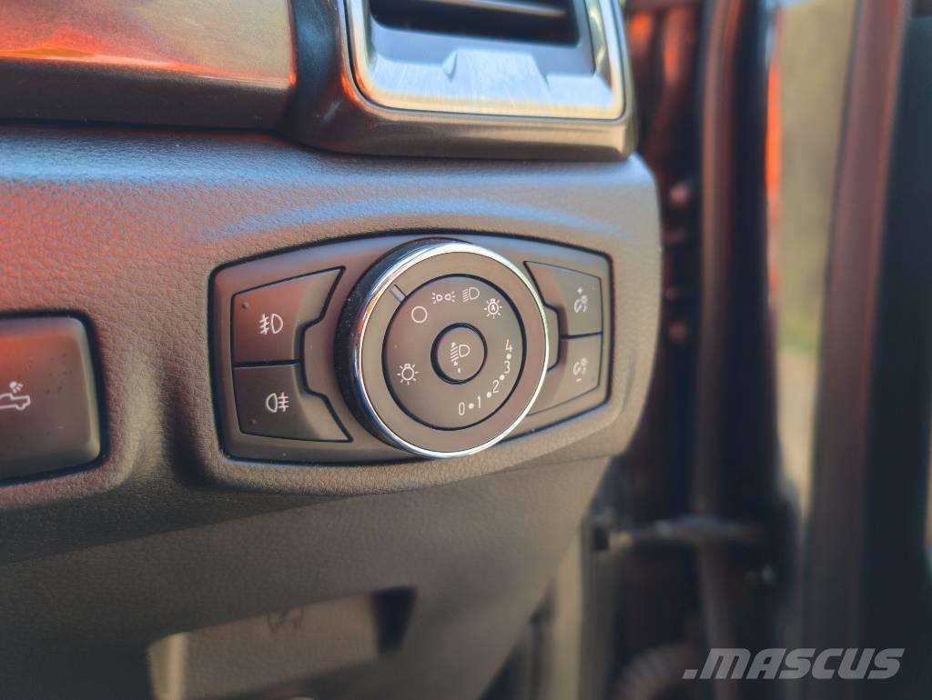 Ford Ranger 皮卡.傳統半斗卡車/側卸板