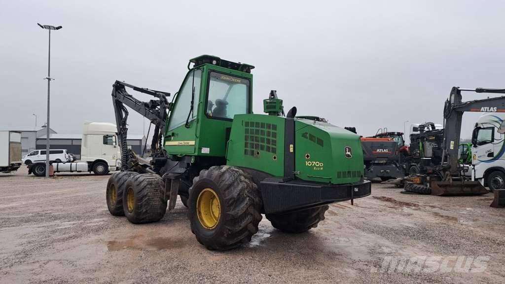 John Deere 1070 D 收穫機