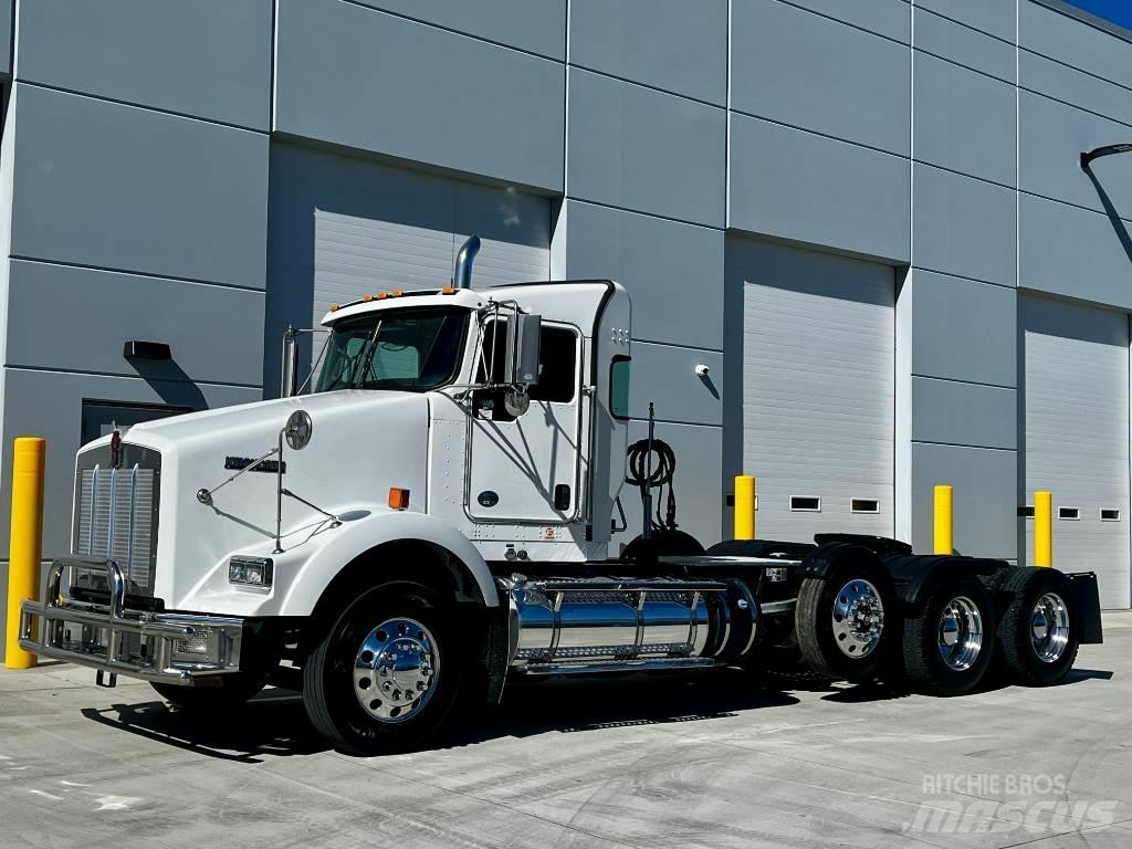 Kenworth T 800 曳引機組件